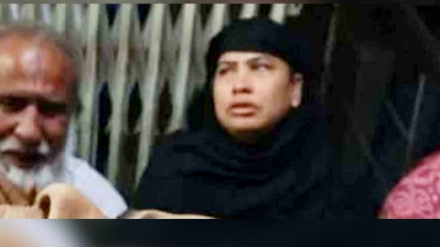 পুরান ঢাকার শ্যামবাজার: দুর্বৃত্তের গুলিতে সাবেক কাঁচাবাজার মালিক সমিতির সভাপতি আব্দুর রহমান নিহত; নয়ন নামের যুবক অভিযুক্ত